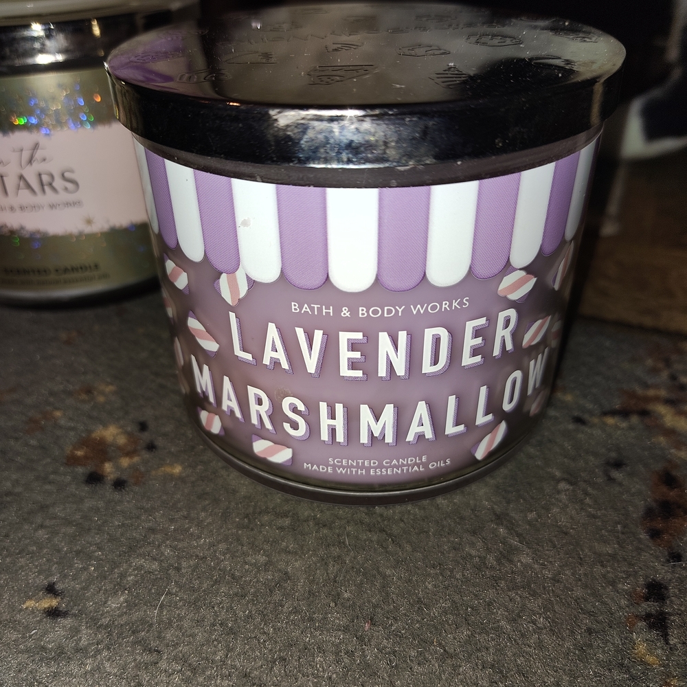 Bath & Body Works Lavender Marshmallow Candle